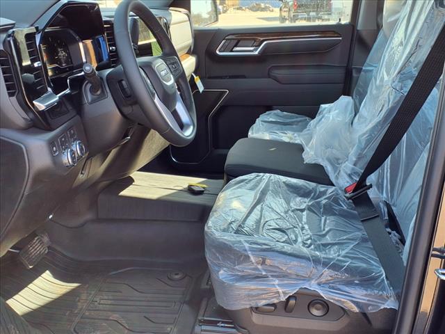 2025 GMC Sierra 1500 SLE