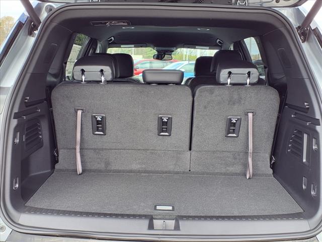 2025 GMC Acadia AT4