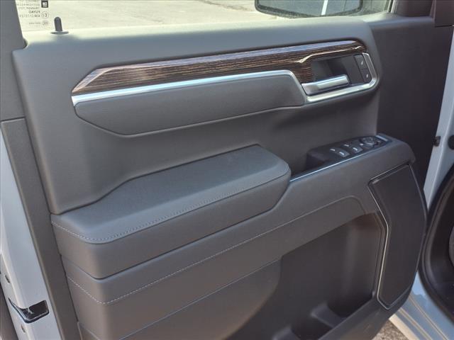 2025 GMC Sierra 1500 SLE