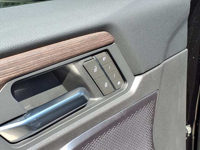 2025 GMC Acadia Denali
