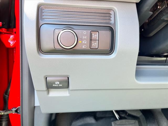 2024 Ford SUPER DUTY F-550 DRW XLT 2WD REG CAB 205  WB 1