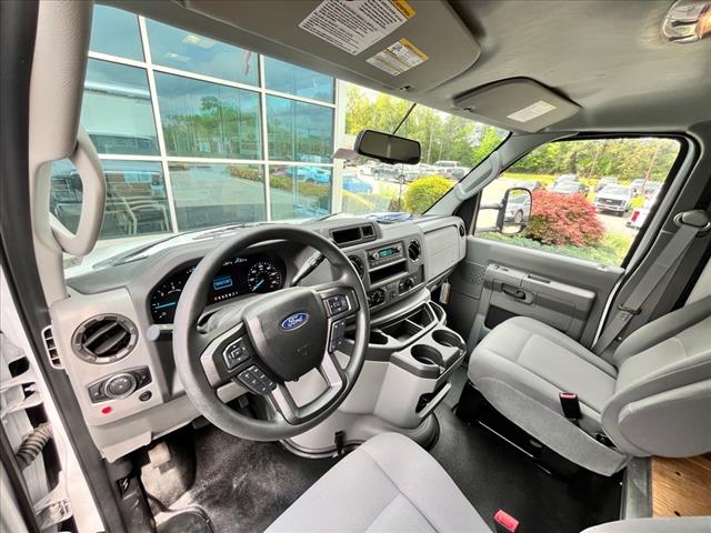 2024 Ford E-Series E-350 SD