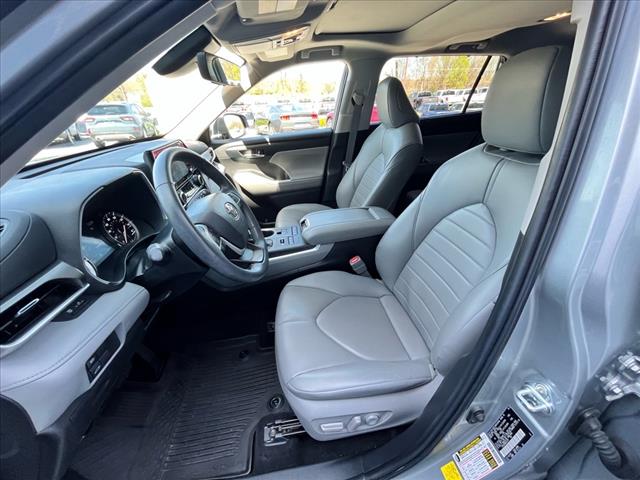 2022 Toyota Highlander XLE
