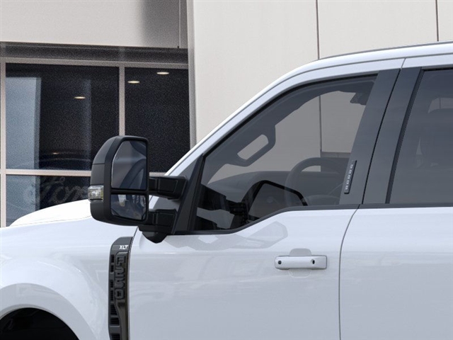 2025 Ford F-250 Super Duty XLT