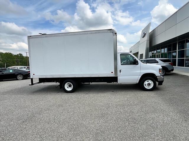 2024 Ford E-Series E-350 SD