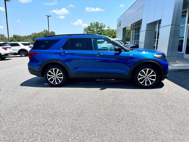 2022 Ford Explorer ST-Line