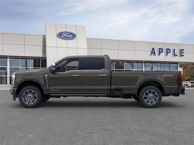 2025 Ford F-350 Super Duty PLATINUM 4WD CREW CAB 8