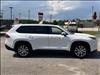 2024 Toyota Grand Highlander Limited - thumbnail 2