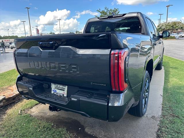 2025 Toyota Tundra Platinum HV