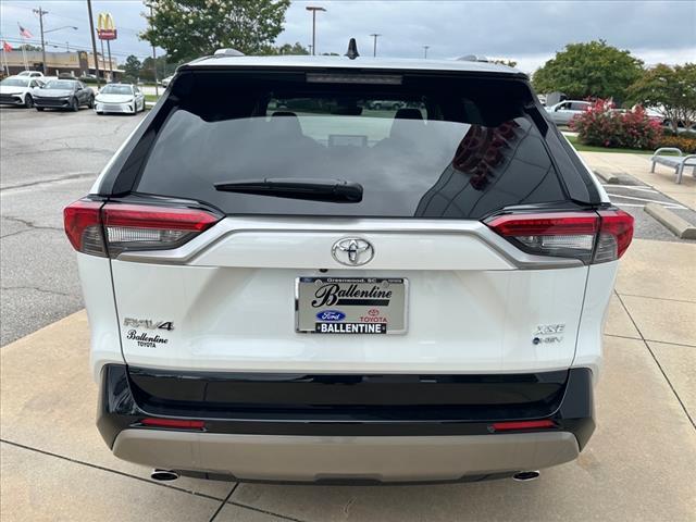 2025 Toyota RAV4 Hybrid XSE