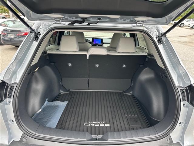 2025 Toyota Corolla Cross LE
