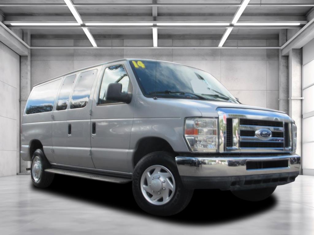 2014 Ford E-Series E-350 SD XLT