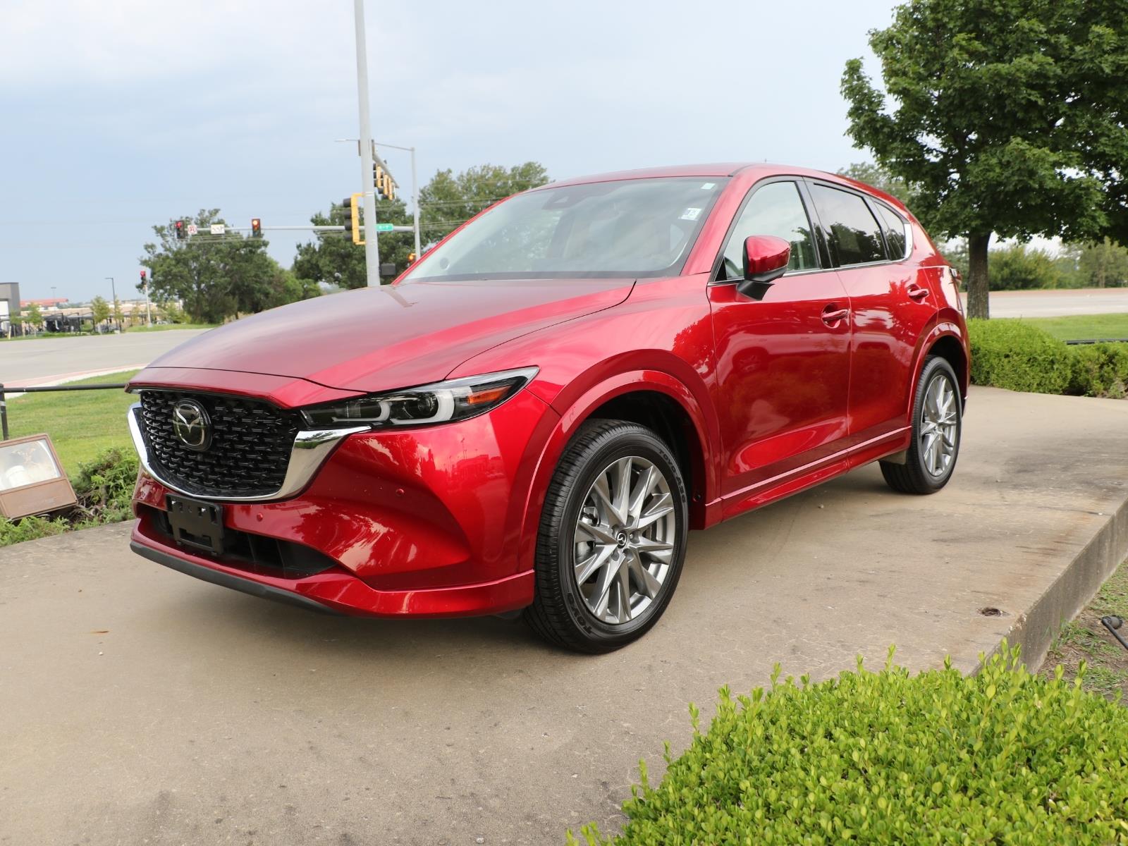 Soul Red Crystal Metallic (46v) 2025 Mazda CX-5 SUV / Crossover All-Wheel Drive 6-Speed Automatic