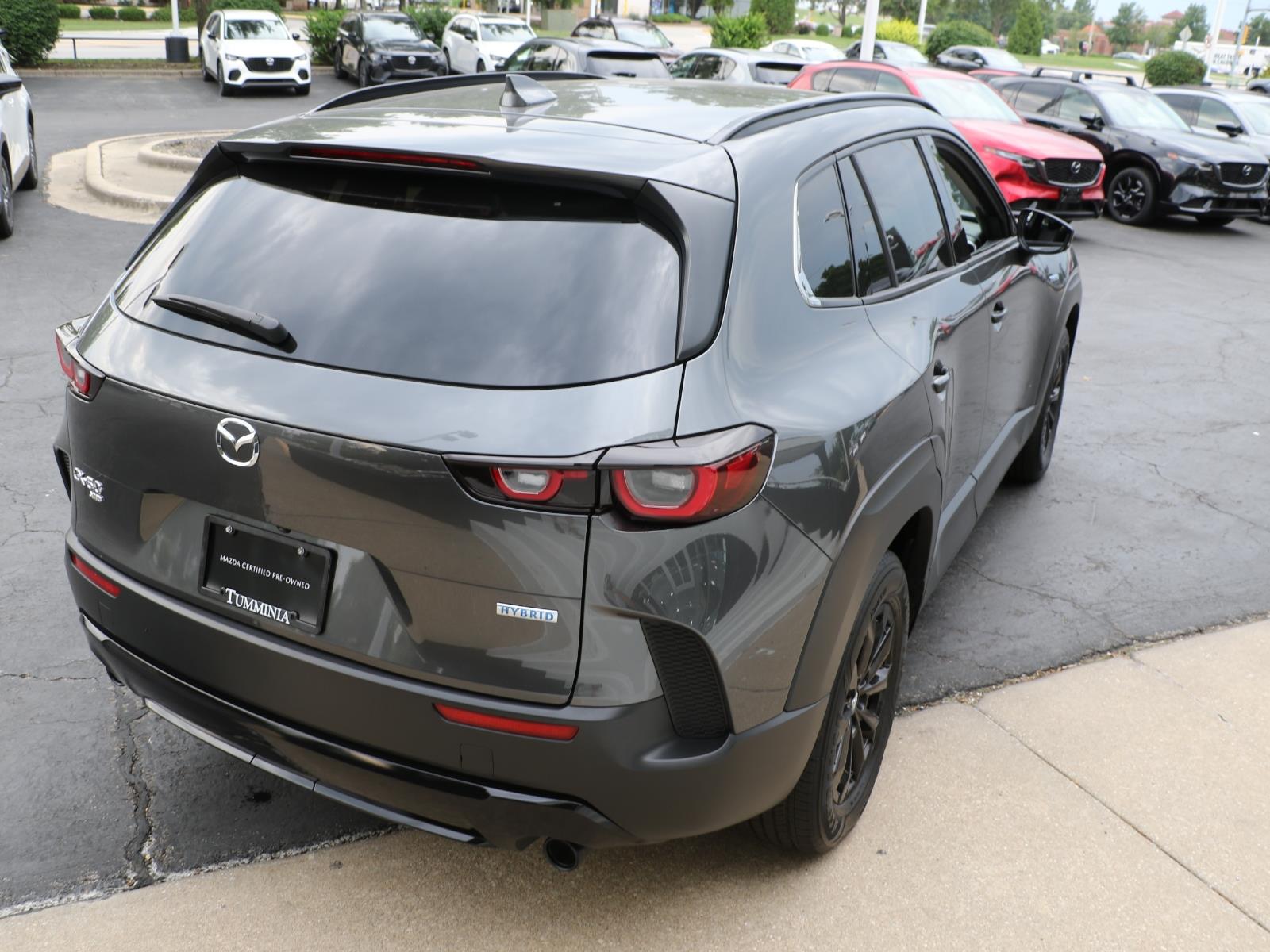 View vehicle photo 4