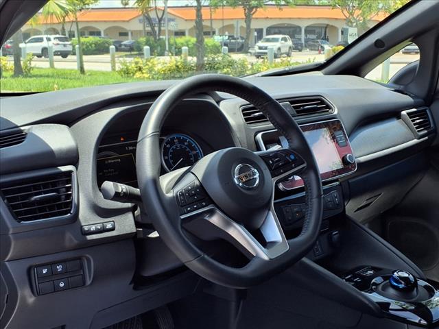 2020 Nissan LEAF SV