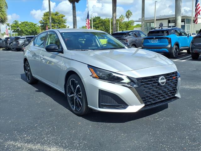 2025 Nissan Altima SR