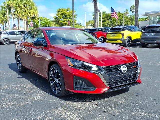 2025 Nissan Altima SR