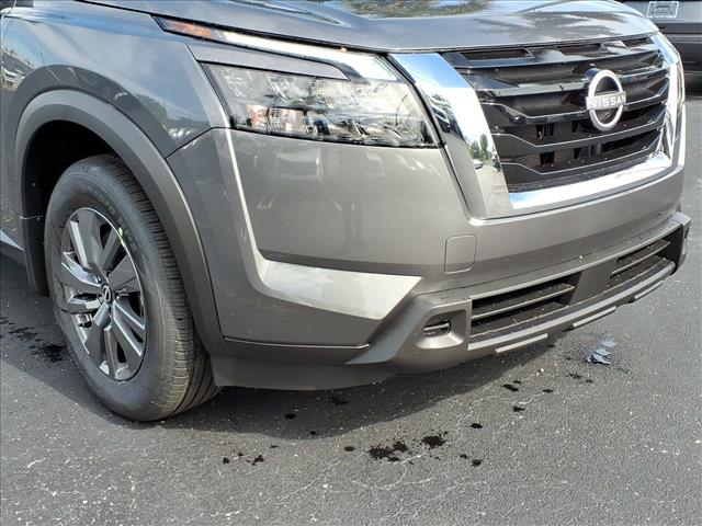2025 Nissan Pathfinder S