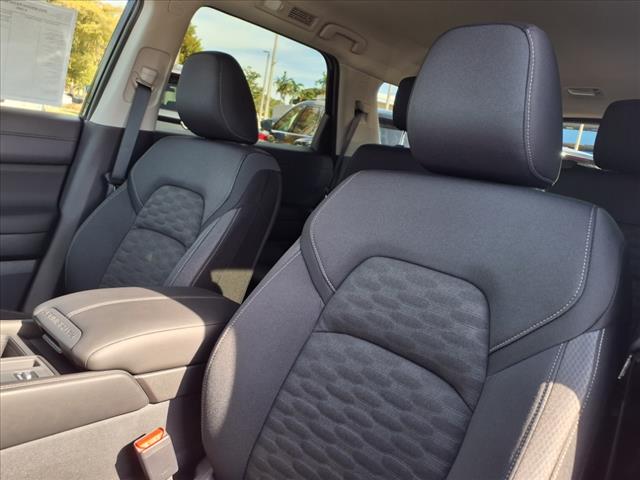 2025 Nissan Pathfinder S
