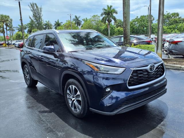 2023 Toyota Highlander 
