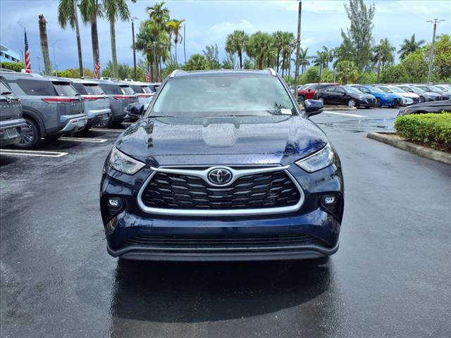 2023 Toyota Highlander 