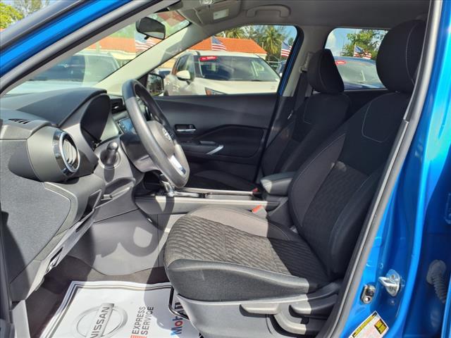 2023 Nissan Kicks SV