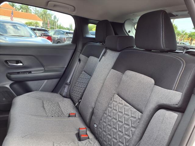2025 Nissan Kicks SV
