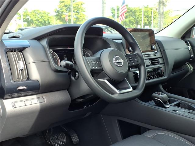 2025 Nissan Pathfinder S