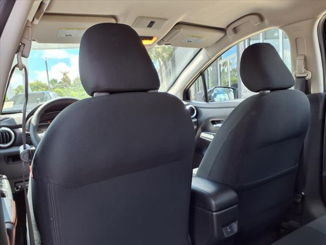 2023 Nissan Versa 1.6 SR