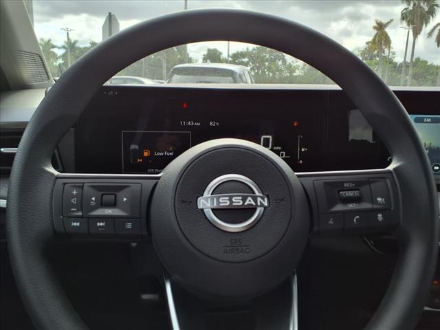 2025 Nissan Kicks SV