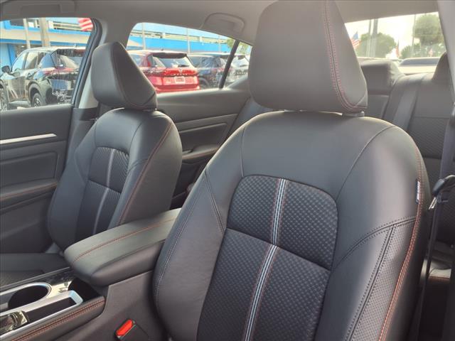 2025 Nissan Altima SR