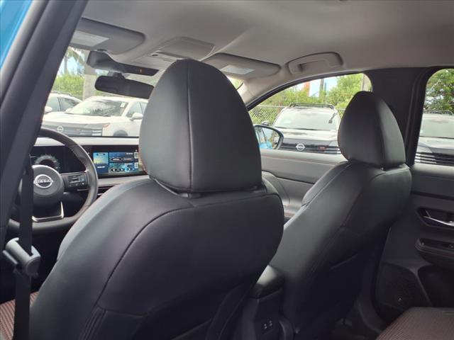 2025 Nissan Kicks SR