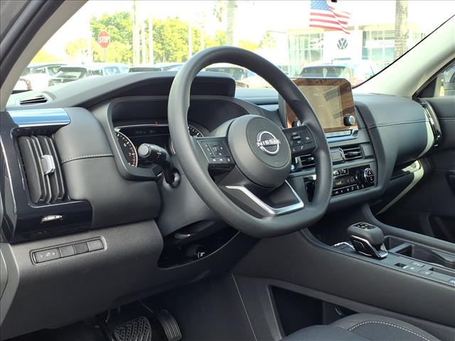 2025 Nissan Pathfinder S