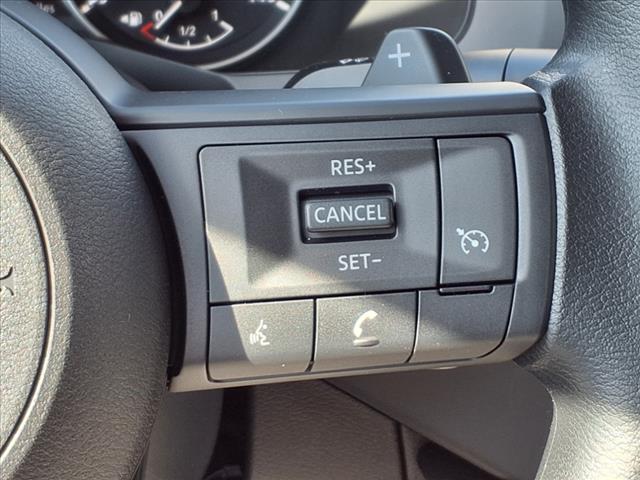 2025 Nissan Pathfinder S