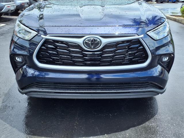 2023 Toyota Highlander 