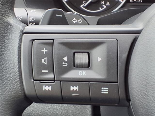 2025 Nissan Pathfinder S