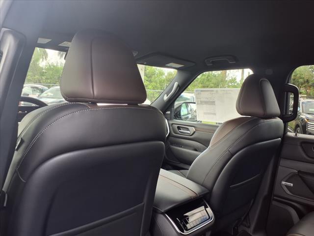 2025 Nissan Armada SL