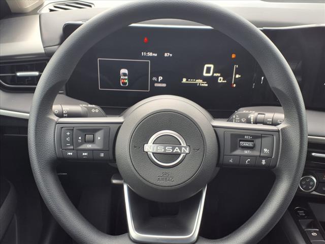 2025 Nissan Kicks S