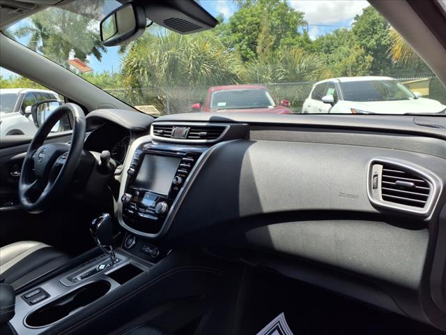 2023 Nissan Murano SL