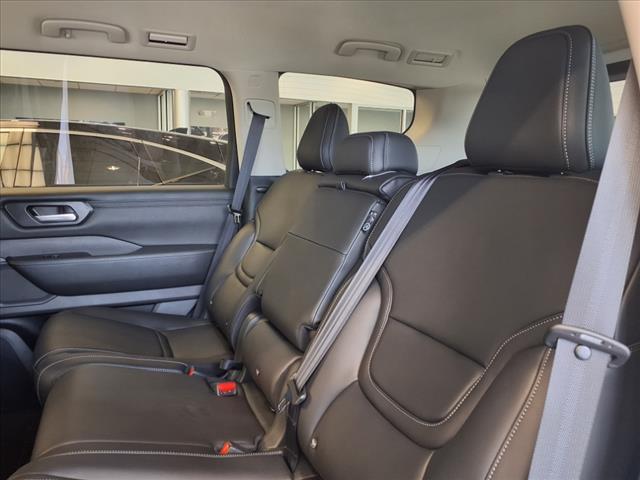2025 Nissan Armada SV