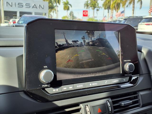 2025 Nissan Pathfinder S