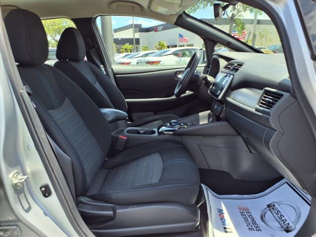 2020 Nissan LEAF SV