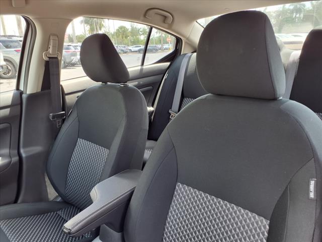 2024 Nissan Versa 1.6 S