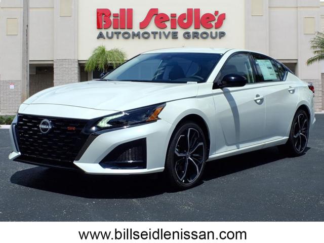 2025 Nissan Altima SR