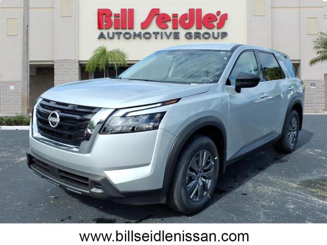 2025 Nissan Pathfinder S