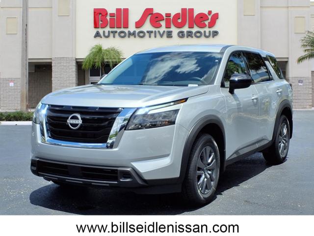 2025 Nissan Pathfinder S