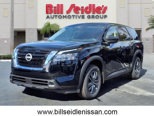 2025 Nissan Pathfinder S