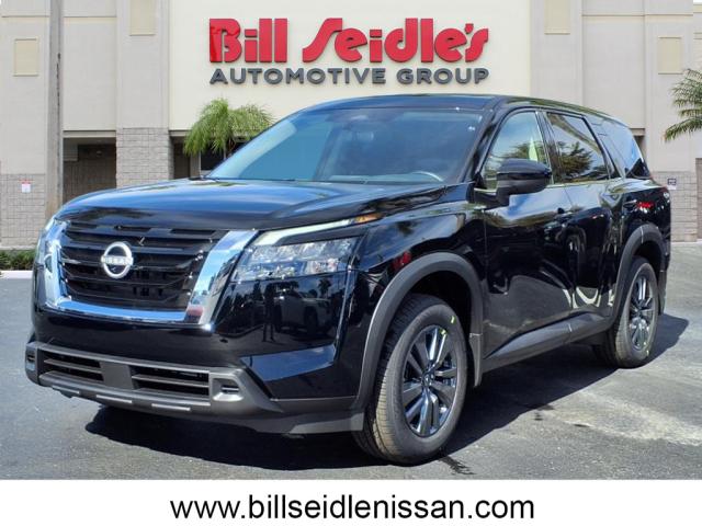 2025 Nissan Pathfinder S