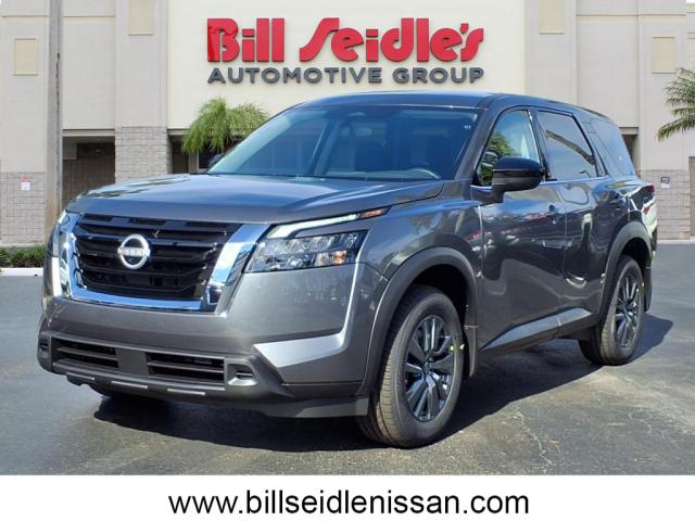 2025 Nissan Pathfinder S