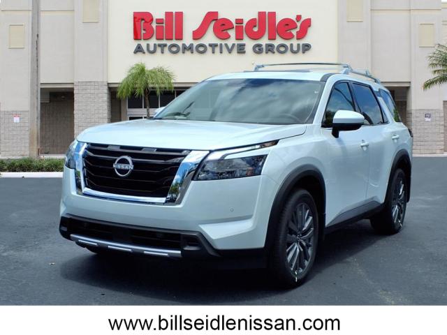 2025 Nissan Pathfinder SL